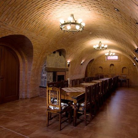 Hotel Penzion u sklepů Hovorany Esterno foto