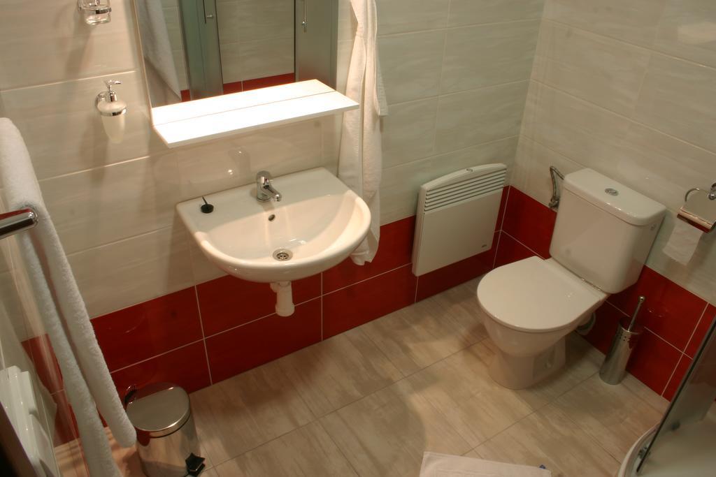Hotel Penzion u sklepů Hovorany Esterno foto