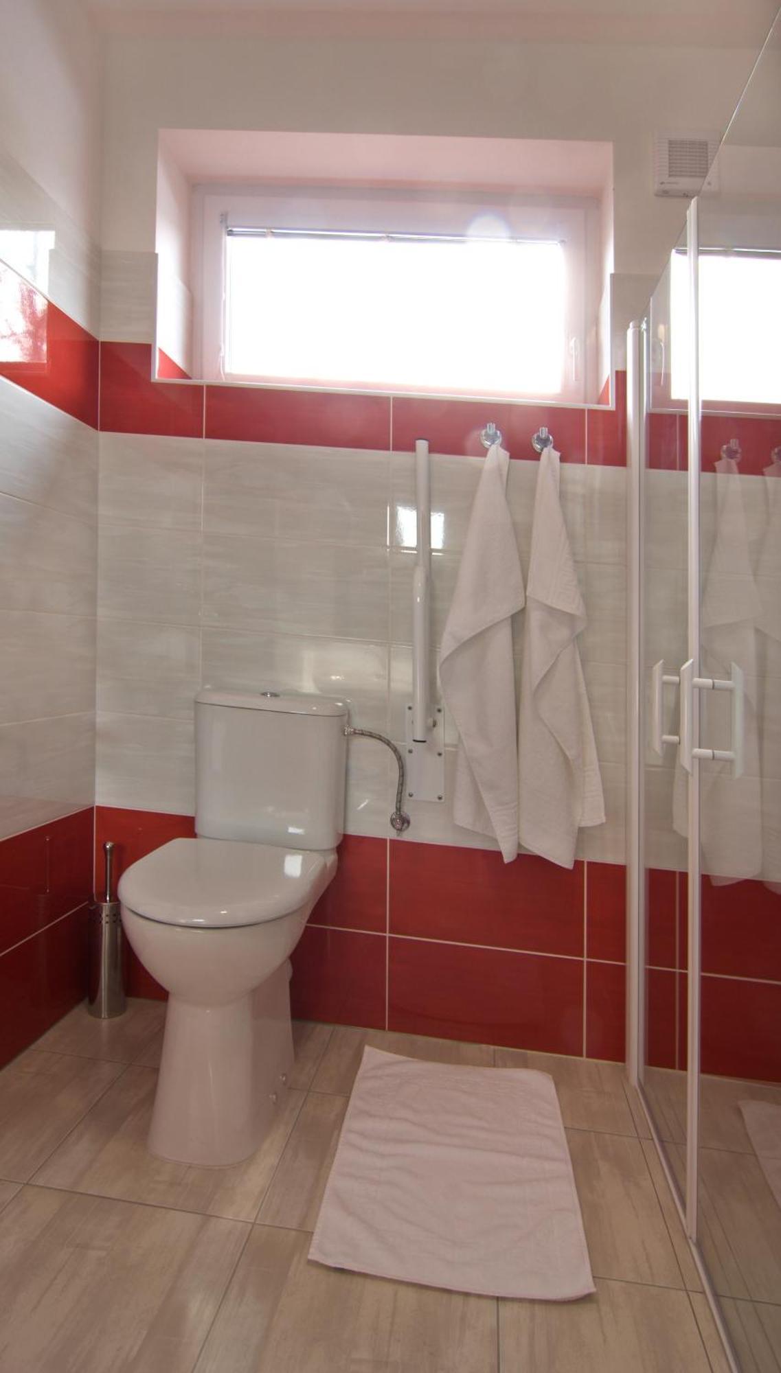 Hotel Penzion u sklepů Hovorany Esterno foto