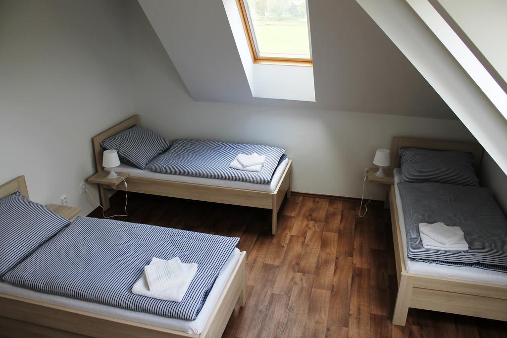 Hotel Penzion u sklepů Hovorany Esterno foto